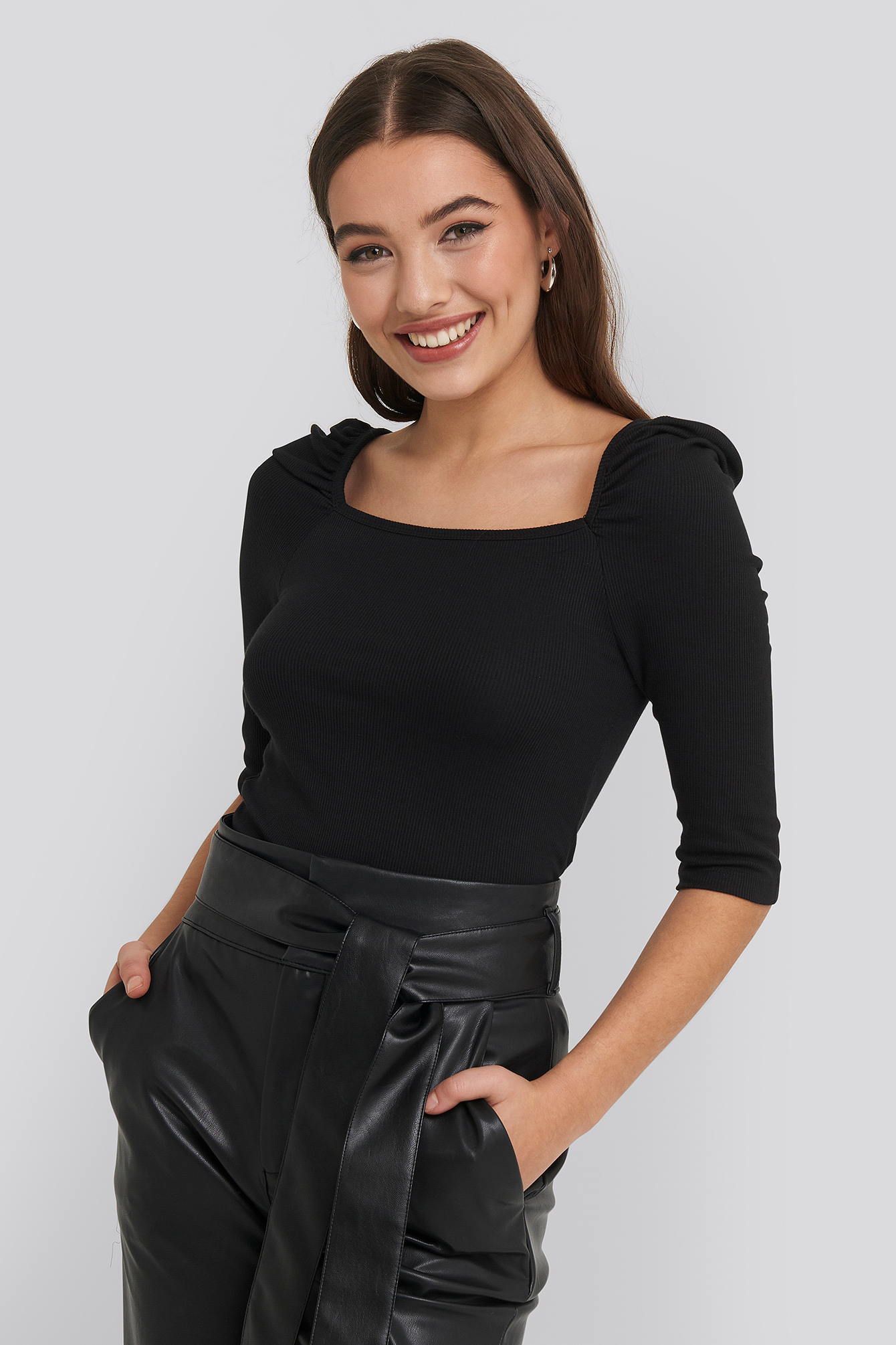 Square Neck Knitted Top Black nakd.fr